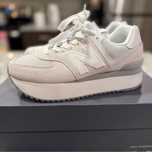 New Balance 575 sneakers